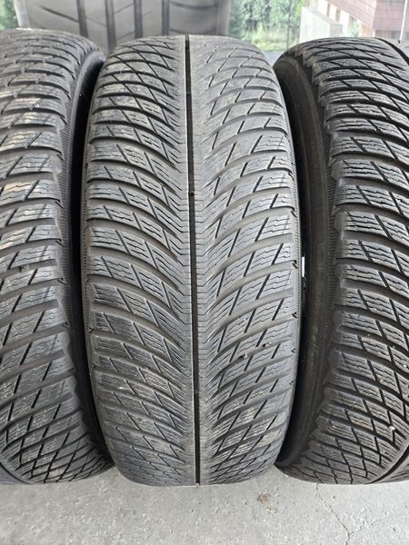 235/65/17 MICHELIN 4бр