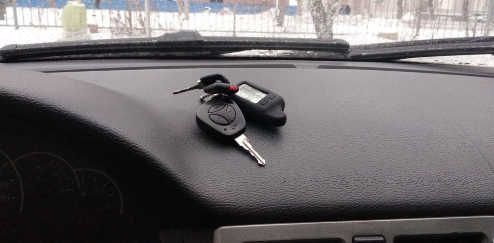 Продам приора на ходу