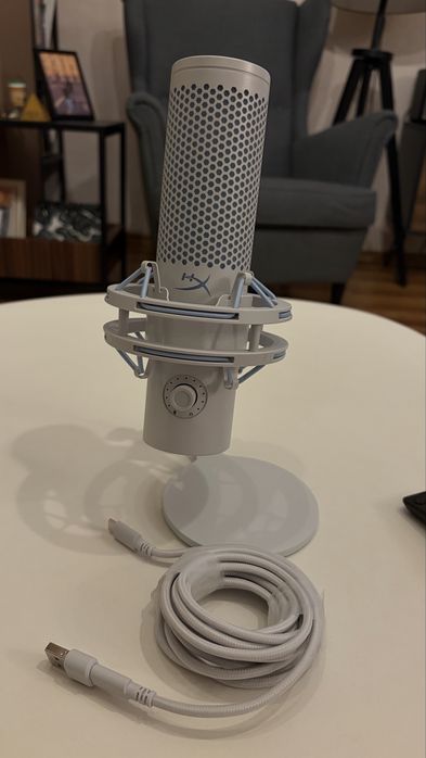 Микрофон HyperX - QuadCast 2, бял