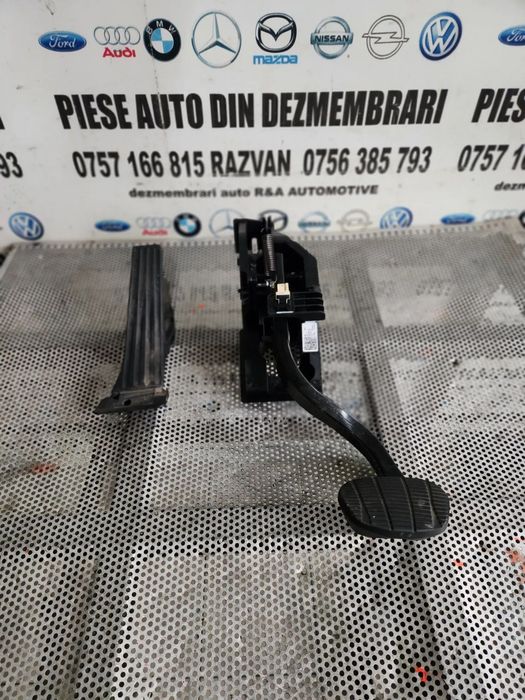 Pod Pedalier Pedala Frana Acceleratie Bmw Seria 2 F45 F46 Automata Volan Stanga