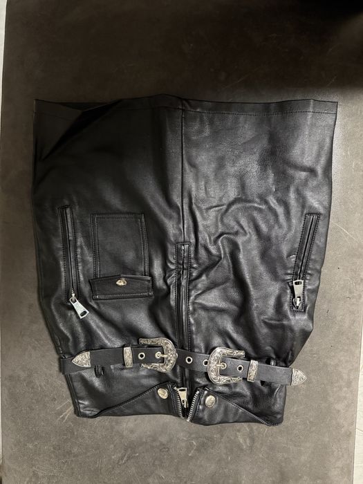 Черна кожена пола