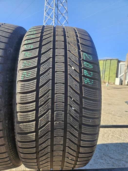 Vând anvelope iarna 285/35r22 285/35/22 CONTINENTAL