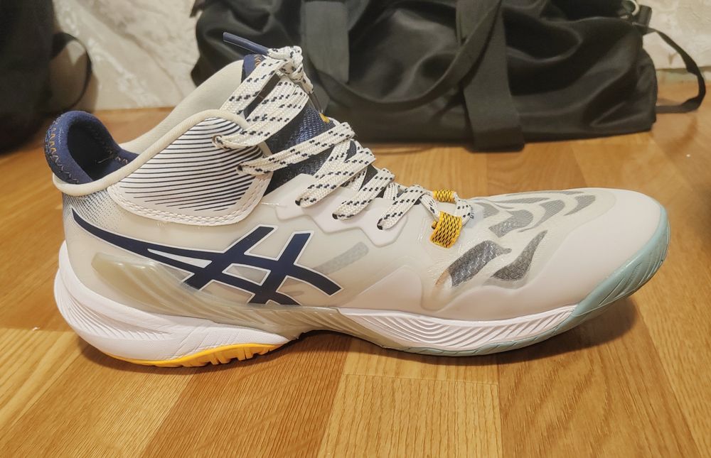 Кроссовки Asics Metarise White