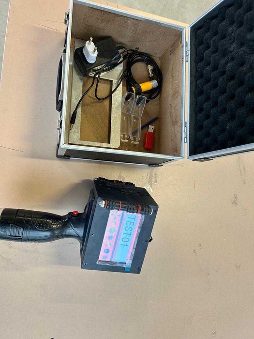 Imprimanta de mana portabila