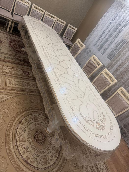 Продам стол