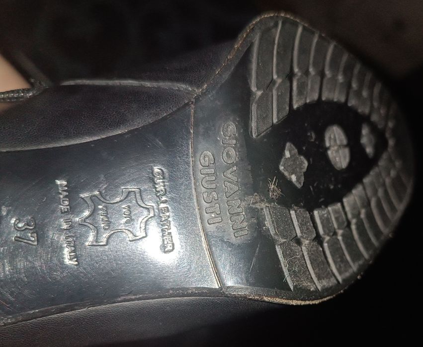 Черные Итальянские сапоги.