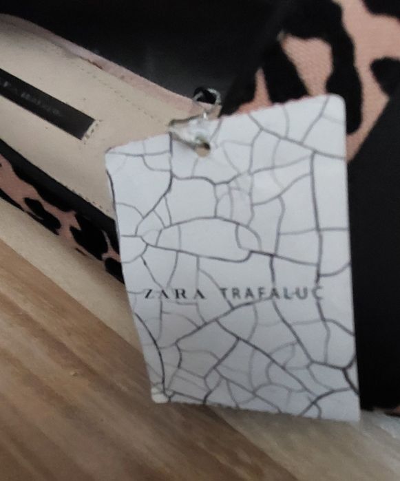 Женские туфли ,,ZARA,,