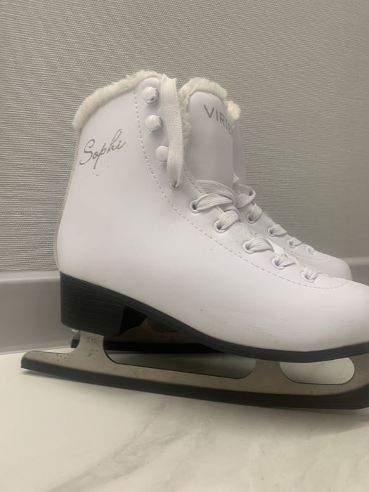 Продам коньки 34размер