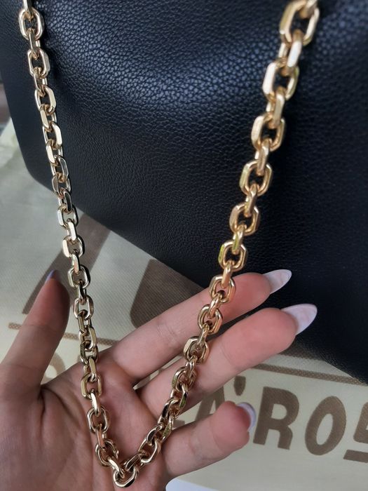 Черна дамска чанта