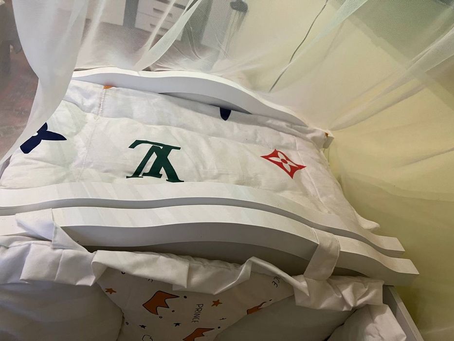 Кровать детская.