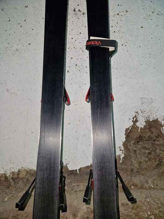 Лыжи 170см DYNASTAR