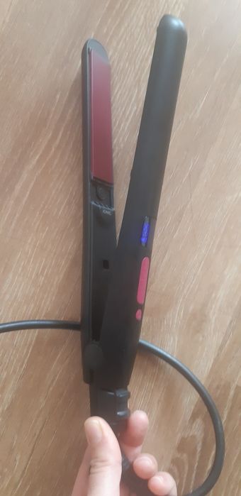 Преса за изправяне Philips