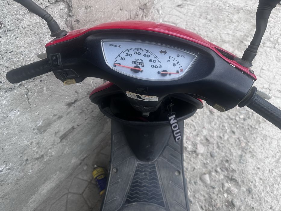 Продам мопед хонда дио