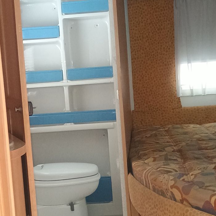 Продавам каравана