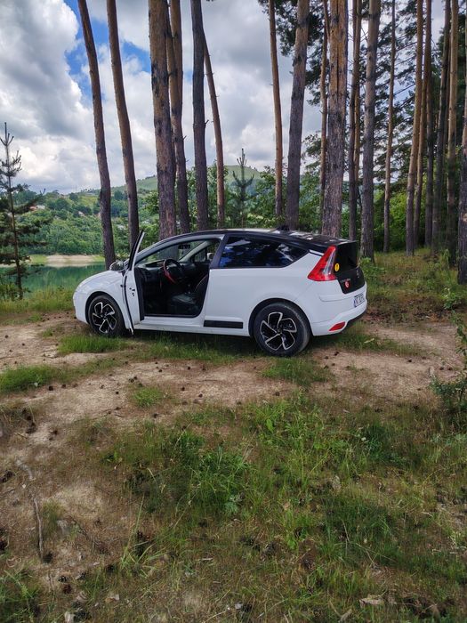 Vând Citroen C4 coupe