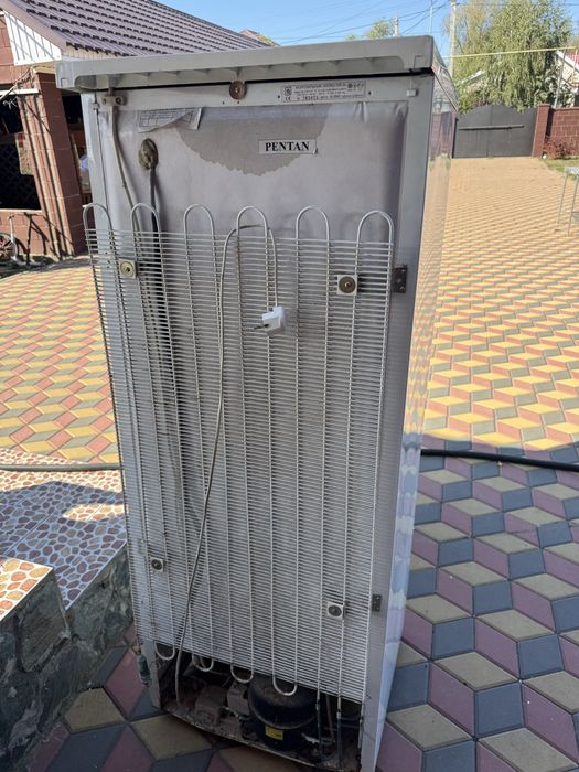 Продам морозильник рабочий