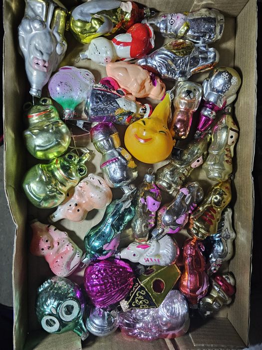 Елочные игрушки бусы