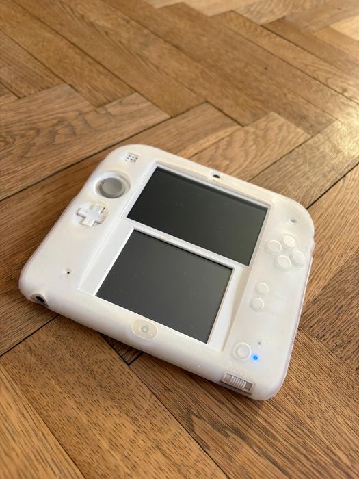 Nintendo 2DS Modat