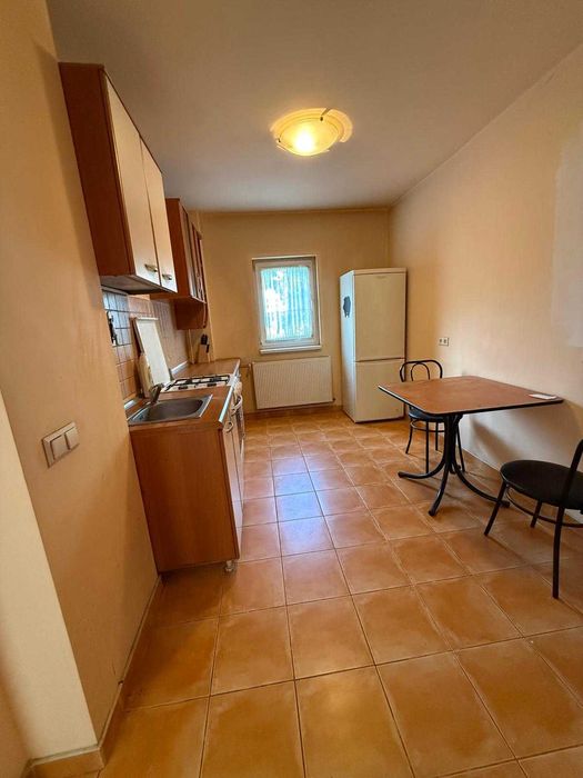 vand apartament 2 camere