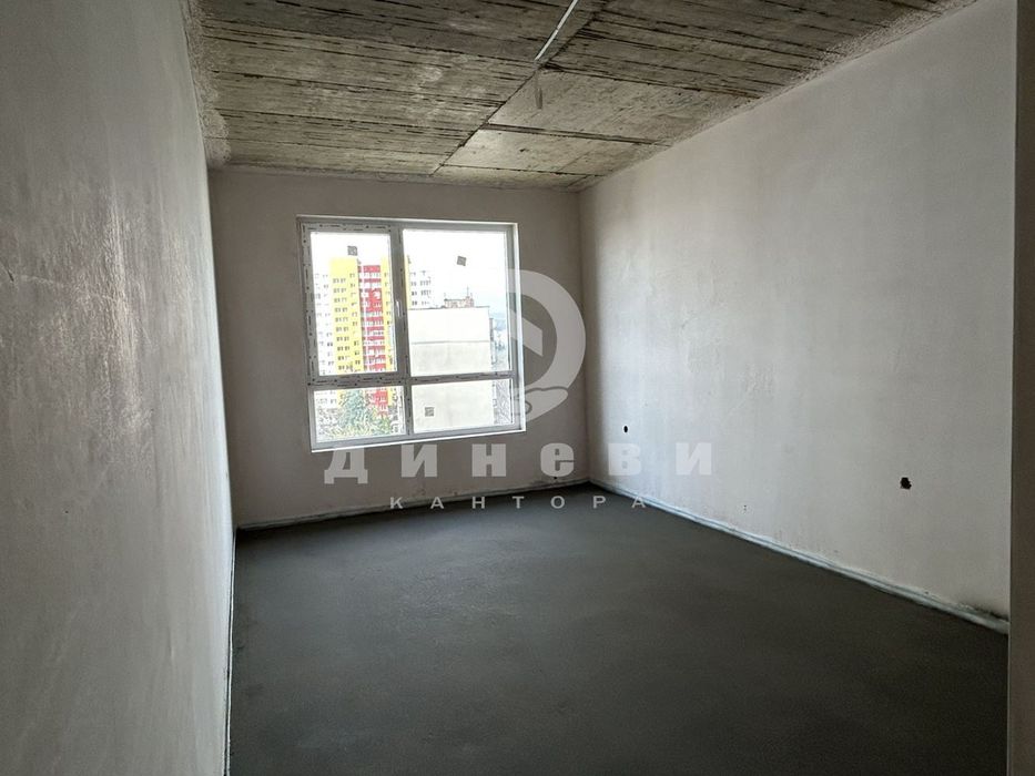 Продава се Тристаен апартамент в Стара Загора, Самара 3 - 94 кв.м за 661 €/кв.м - Снимка #6