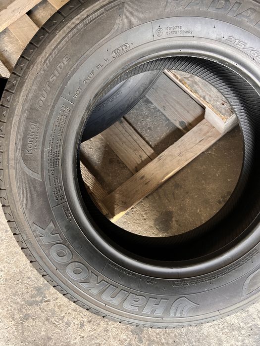 2 anvelope vara NOI 215/65/16 C , Hankook , 8 mm !
