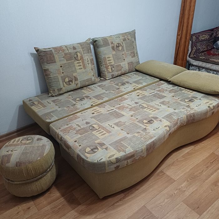 Мебель для гостиной и спальни