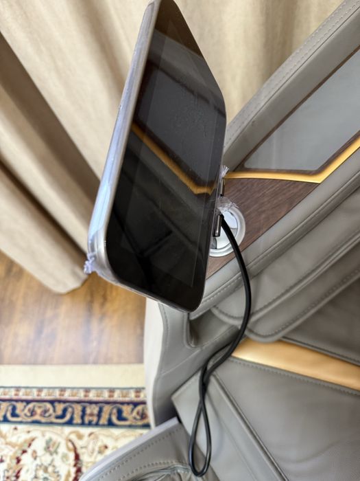 Массажное кресло