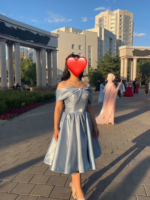 Платье на выпускной вечер