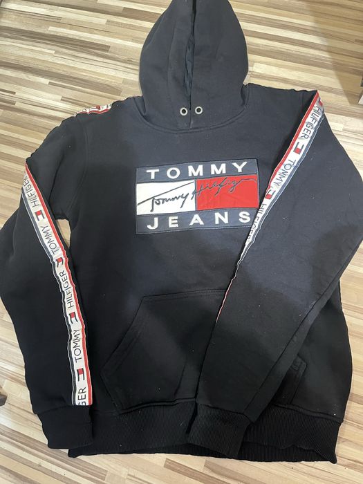 Удобен син суитчър Tommy