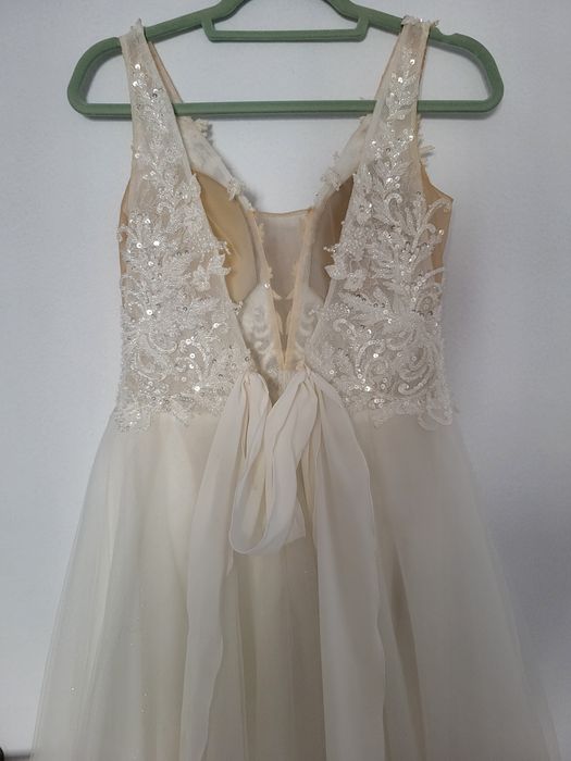 Rochie Mireasa marimea S, cadou voal