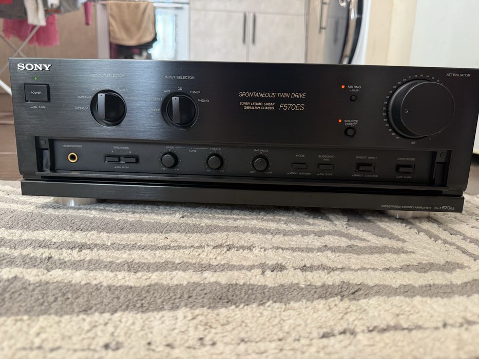 Sony TA-F570es Качествен стерео усилвател