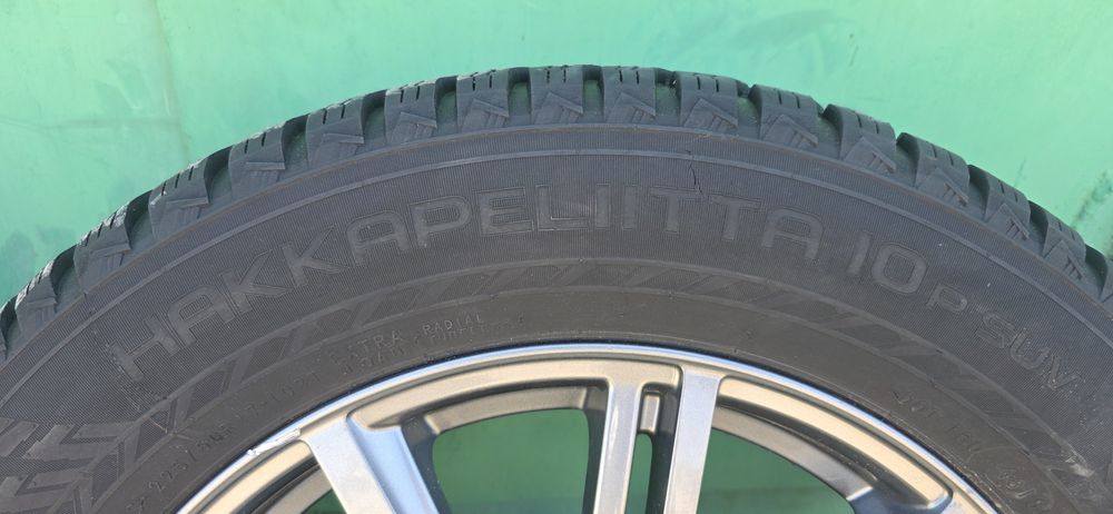 Hakkapeliitta 10 suv 225/65/17