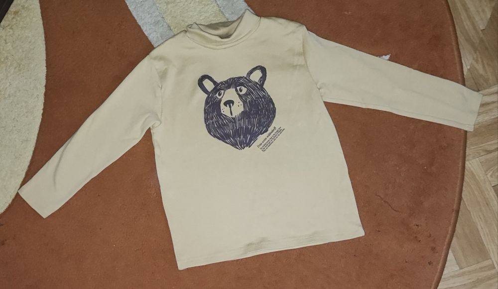 Bluza pe gat, zara, mas 110 - 15 lei