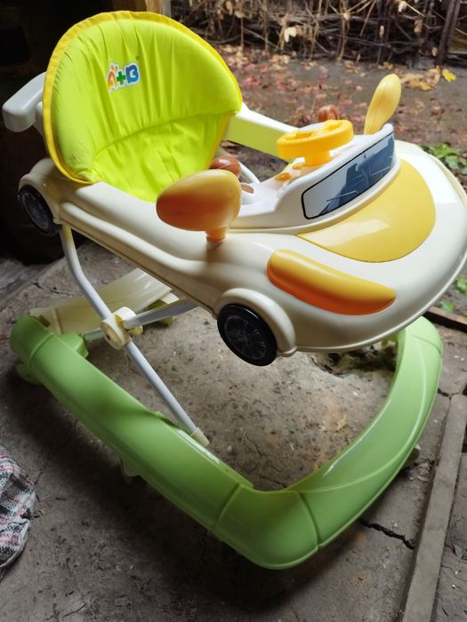 Детская коляска.