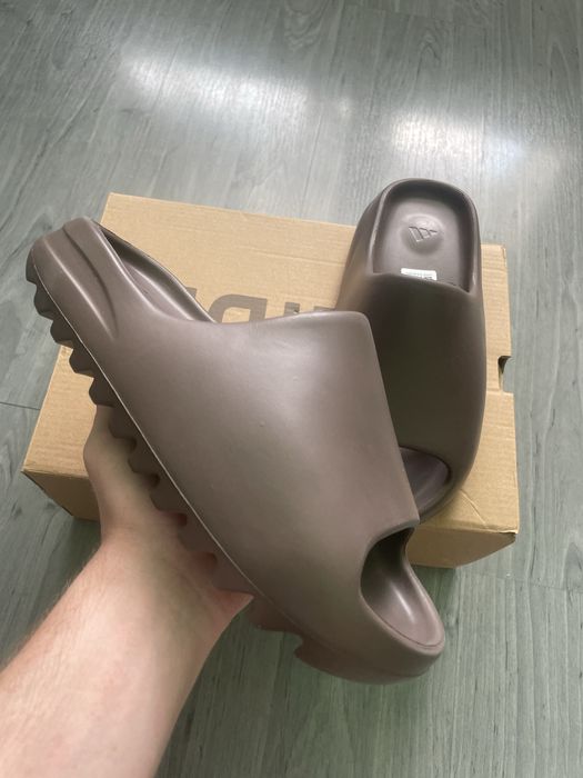 Yeezy Slides Maro
