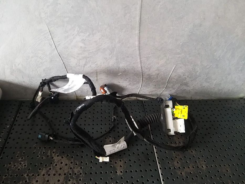 Cablaj instalatie electrica usa dreapta fata opel zafira e life 9824873980