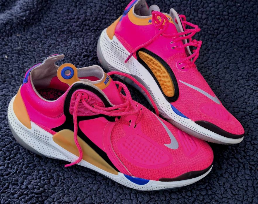 Nike Joyride Cc3 Selte оригинални електрикови розови сникърси 38.5