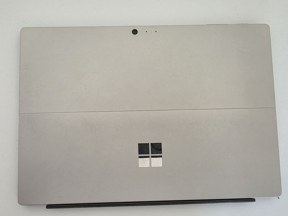 Microsoft Surface Pro 2017 -  i7