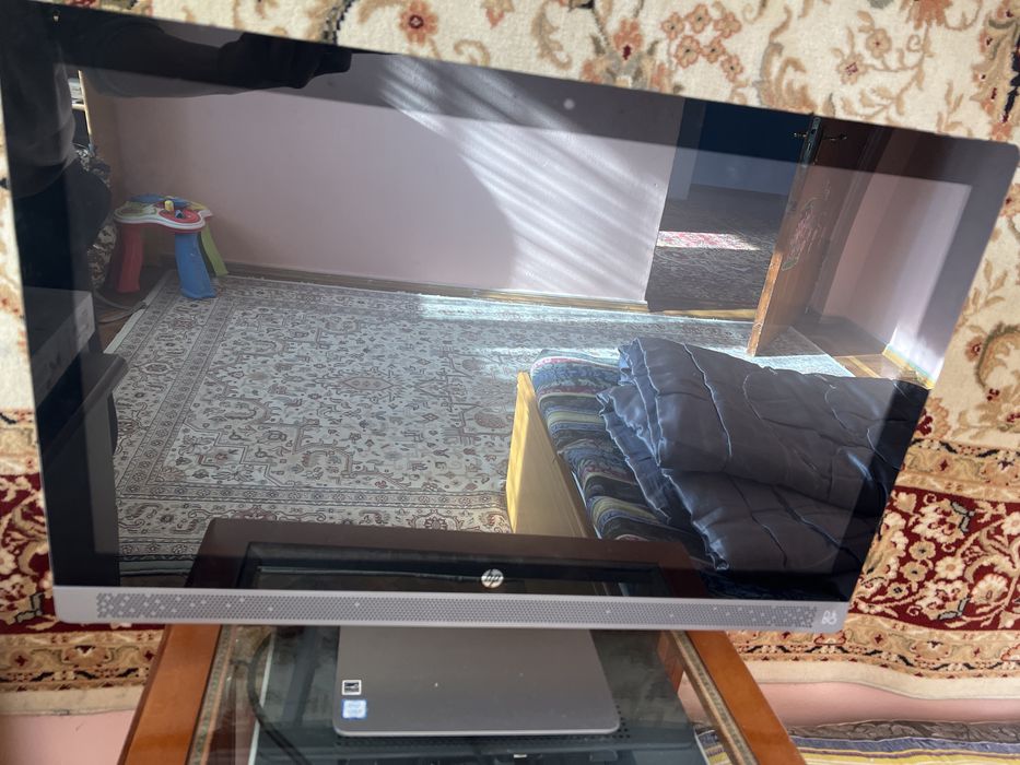 Монблок  HP ProOne 440 G3 в нерабочем состоянии, сгорела мат плата