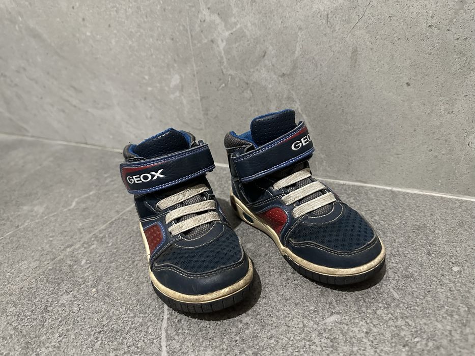 Детская обувь, кроссовки