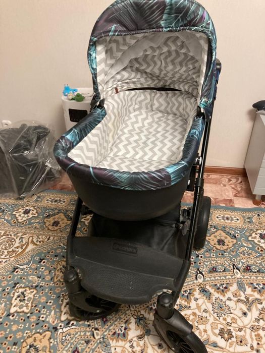 Продам коляску 2 в 1