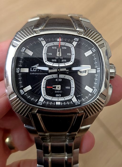 Ceas Bărbătesc Lotus Doom Chronograph (Model 15752/2)