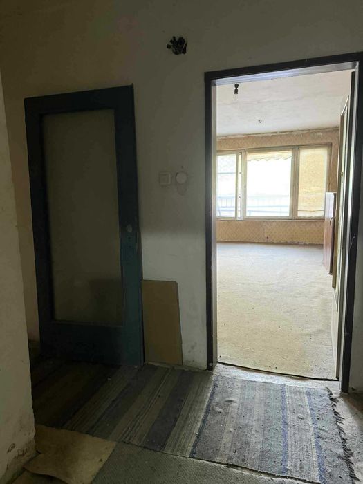 Продава се Тристаен апартамент в София, Дружба 2 - 112 кв.м за 2000 €/кв.м - Снимка #1