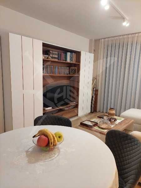 Двустаен апартамент с паркомясто в Каменица 1 93525