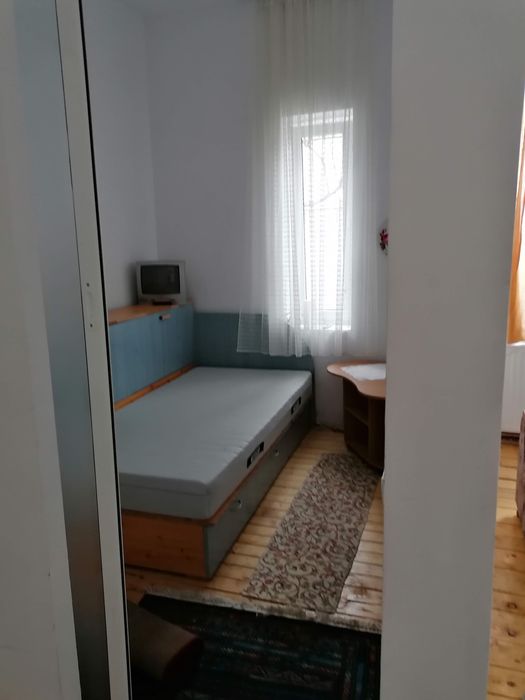 Închiriez apartament in Casa Andrei Muresanu