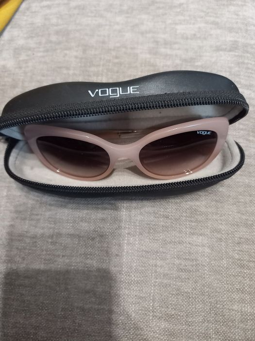 Слънчеви очила VOGUE