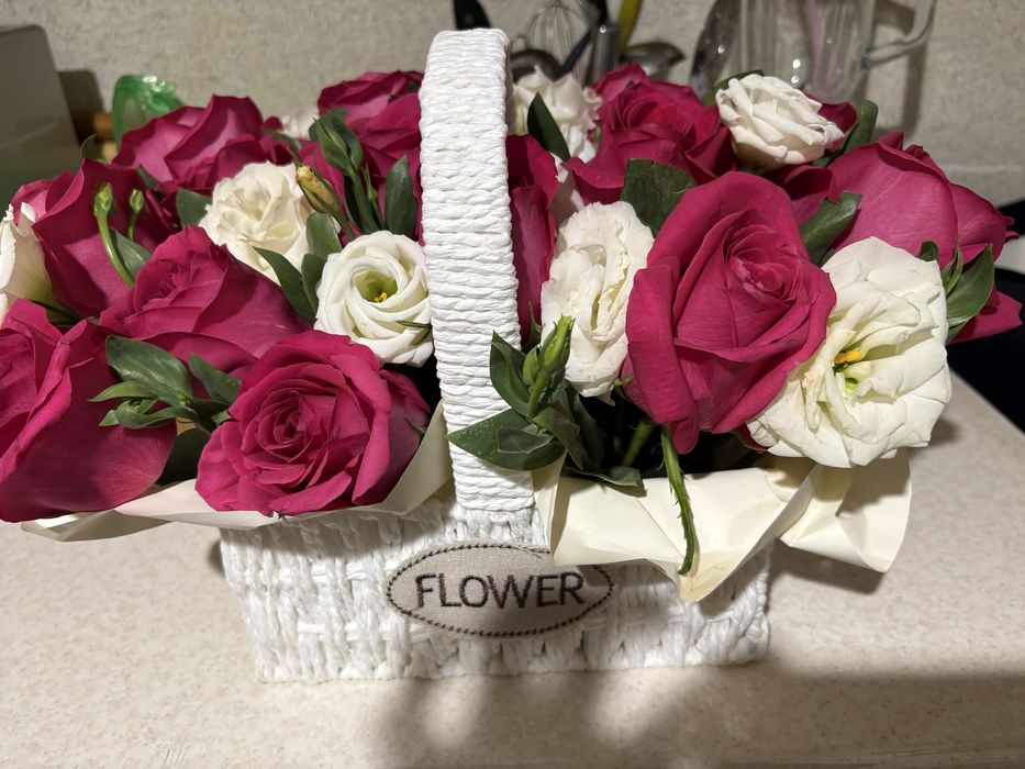 Цветок с корзиной