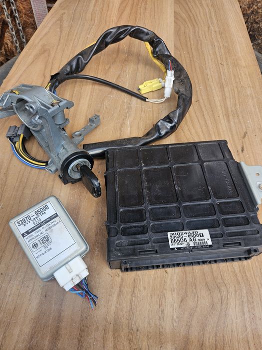 Kit pornire ecu suzuki grand vitara vitara calculator cu cheie cip