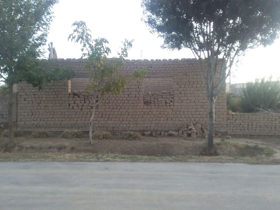 Qurilishi tugallanmagan yes maydoni sotiladi