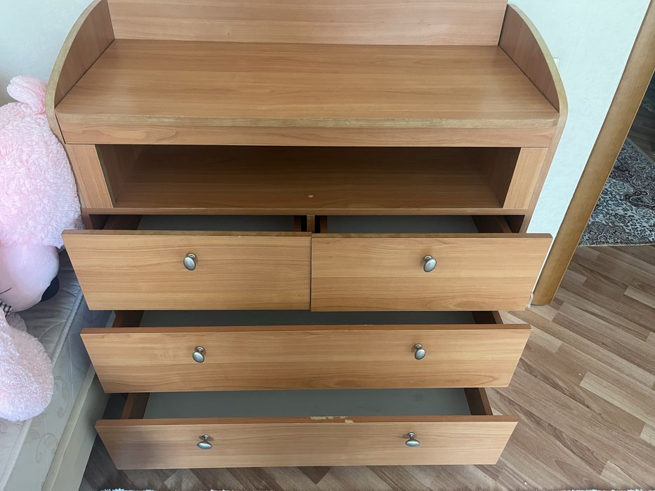 Комод и пеленальный столик 2в1